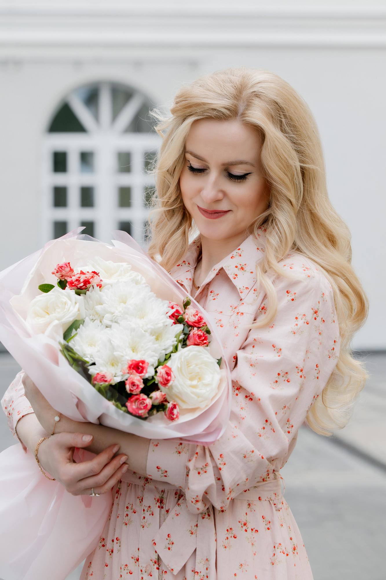 Виктория и цветы от любимых · фото 15