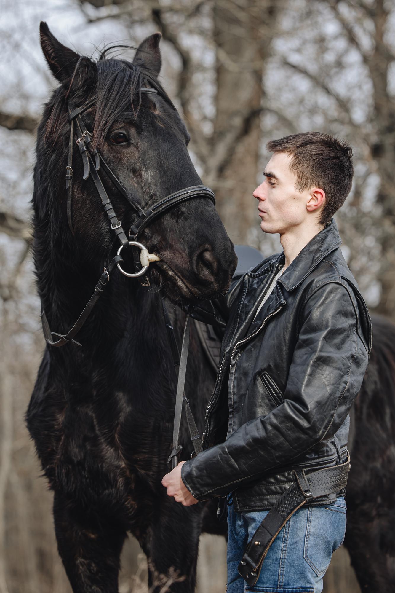 Ilya and Patriot · photo 1