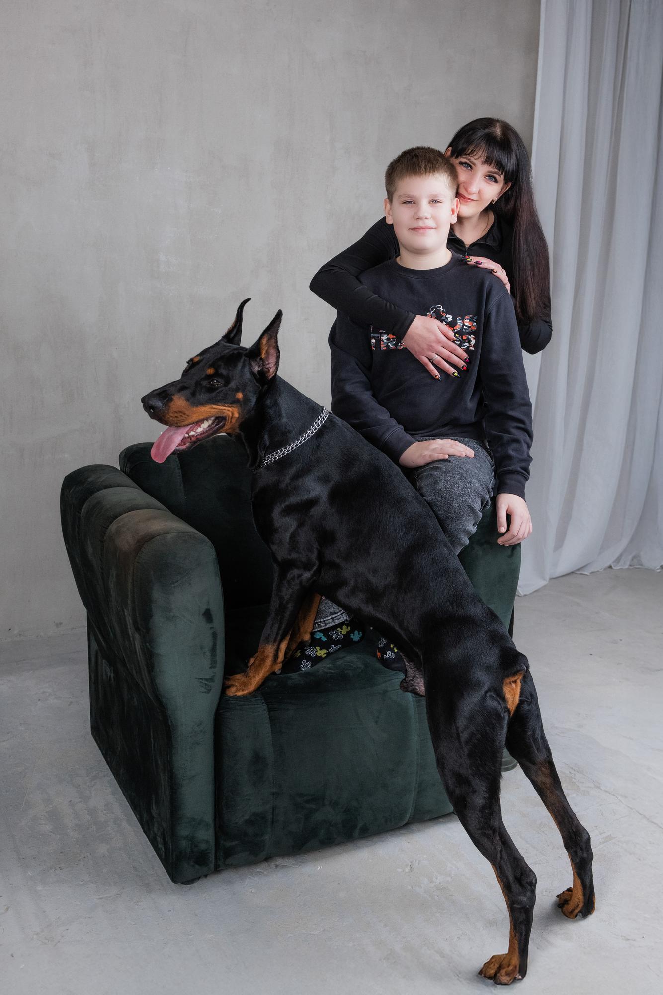 Olya, Zhenya and Sirius · photo 2