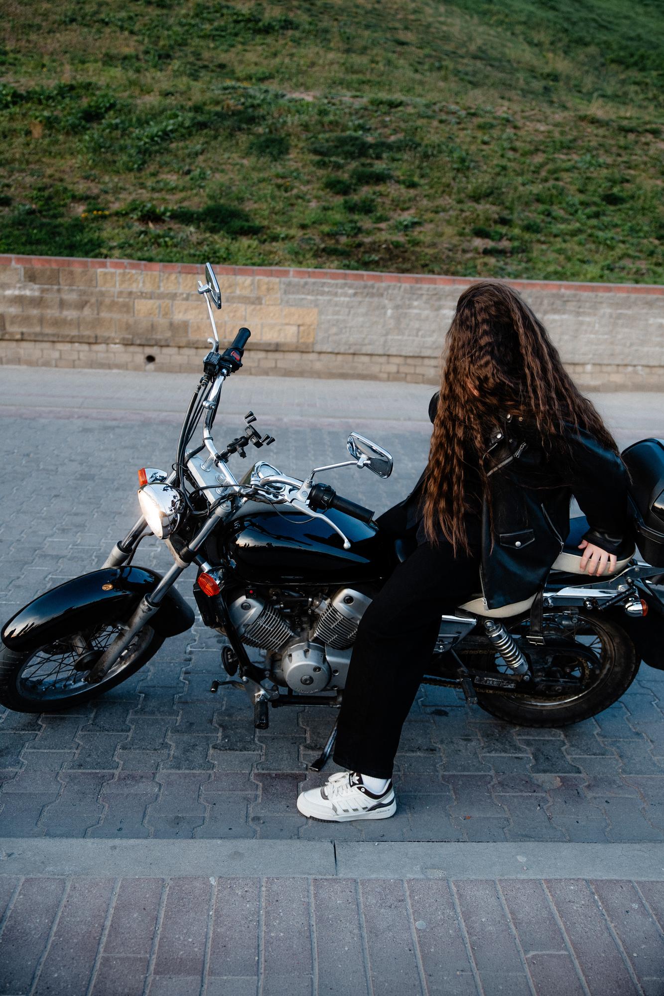 Veronika and the “iron horse” · photo 12