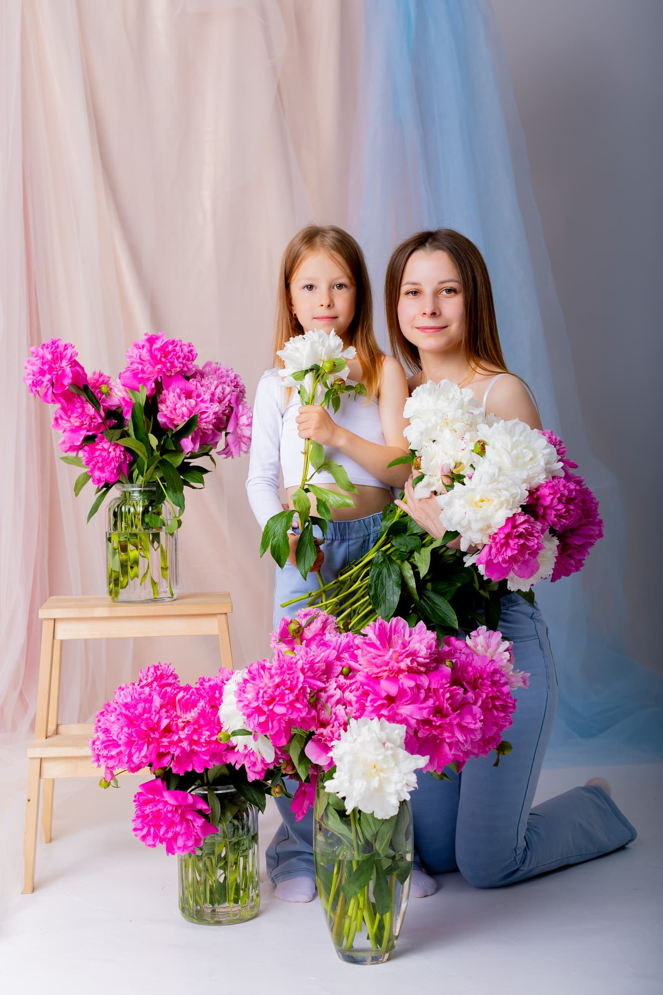 Alena and her daughter · photo 2