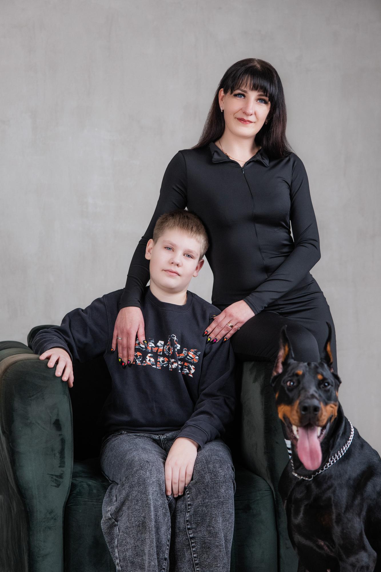 Olya, Zhenya and Sirius · photo 1