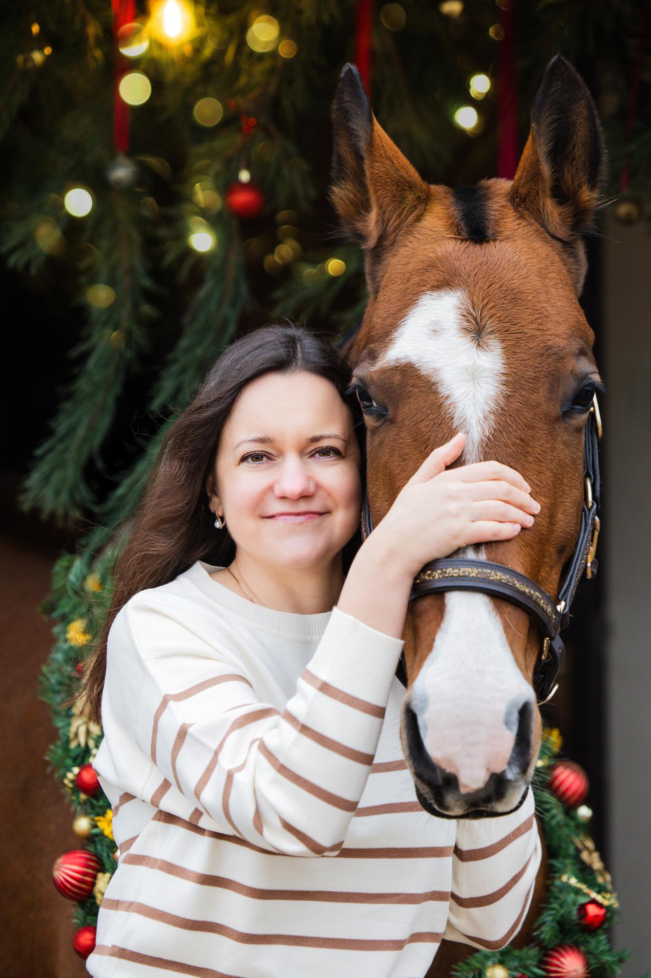 Ludmila, her son & Aibike · photo 1