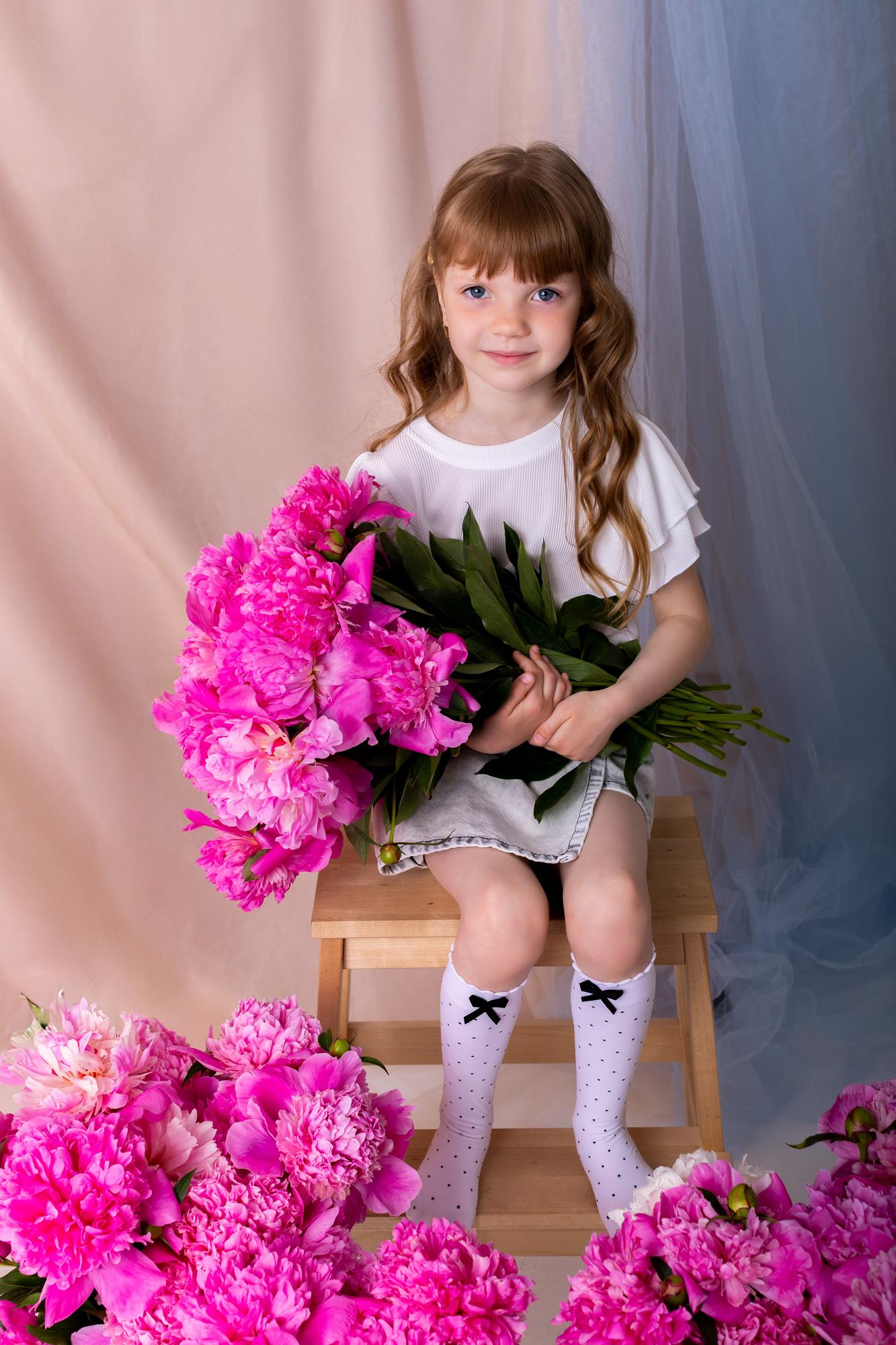 Ekaterina & daughters · photo 3