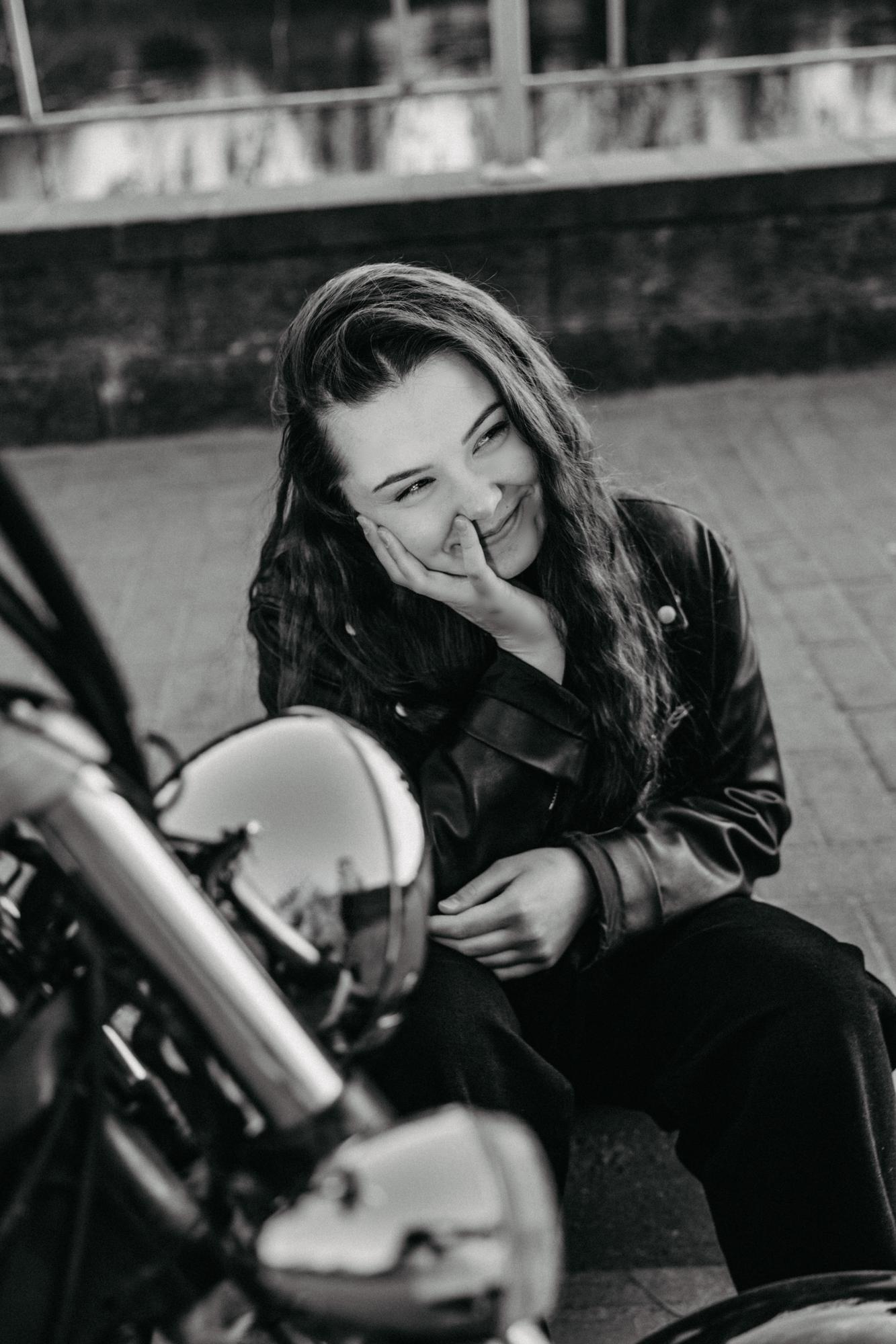 Veronika and the “iron horse” · photo 6