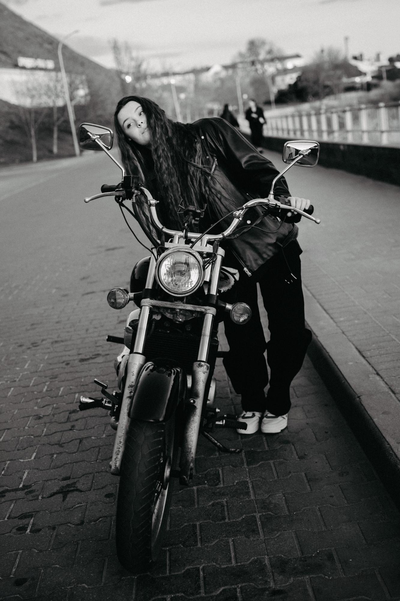 Veronika and the “iron horse” · photo 7