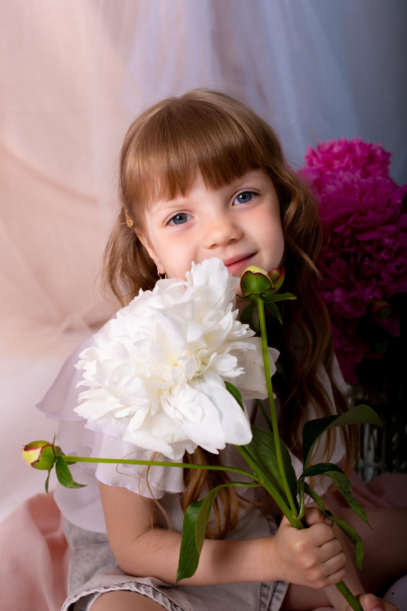 Ekaterina & daughters · photo 4