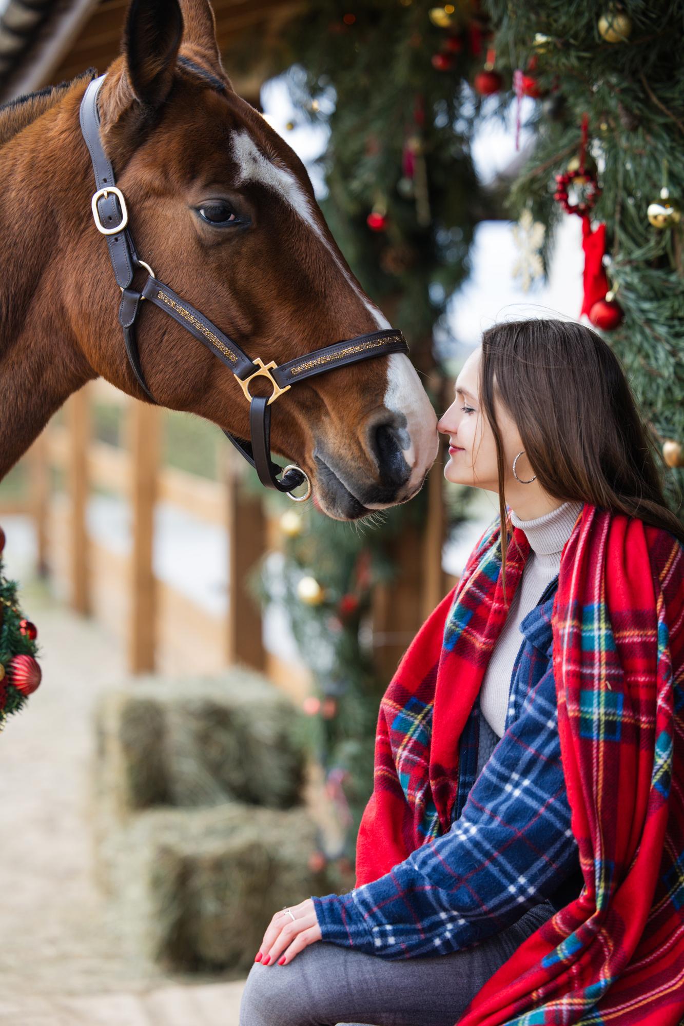 Ludmila and Aibike · photo 5